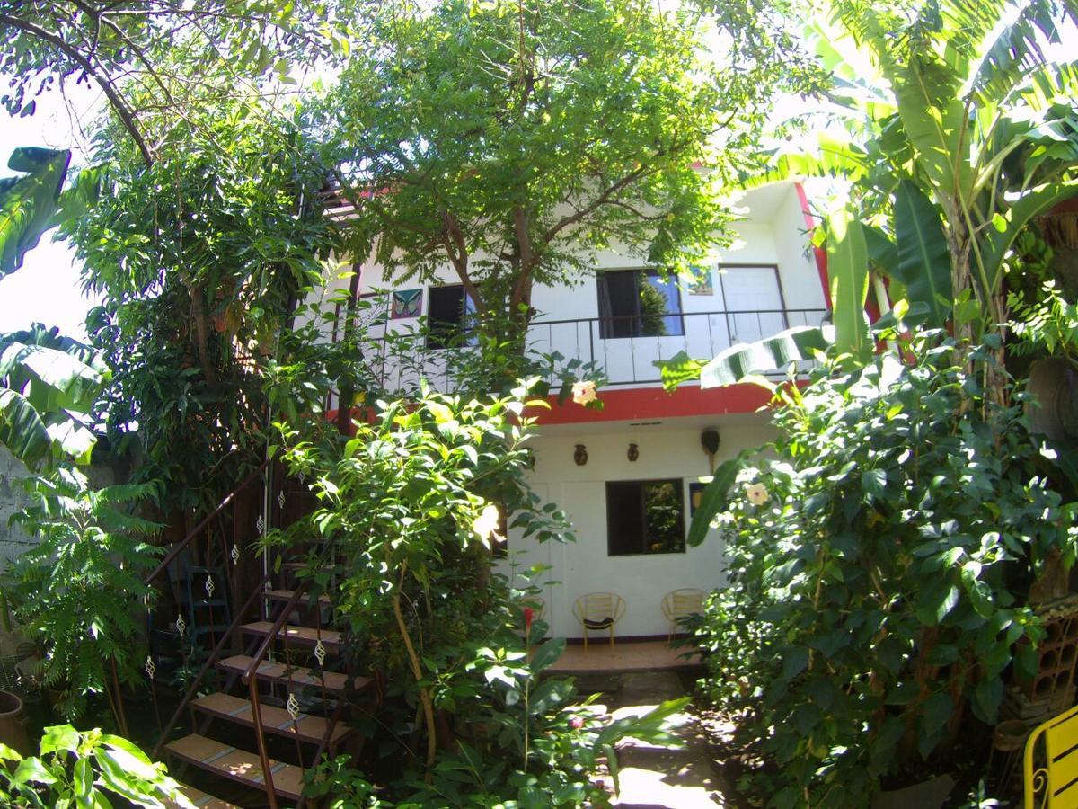 Museito De Carlos Bed & Breakfast *